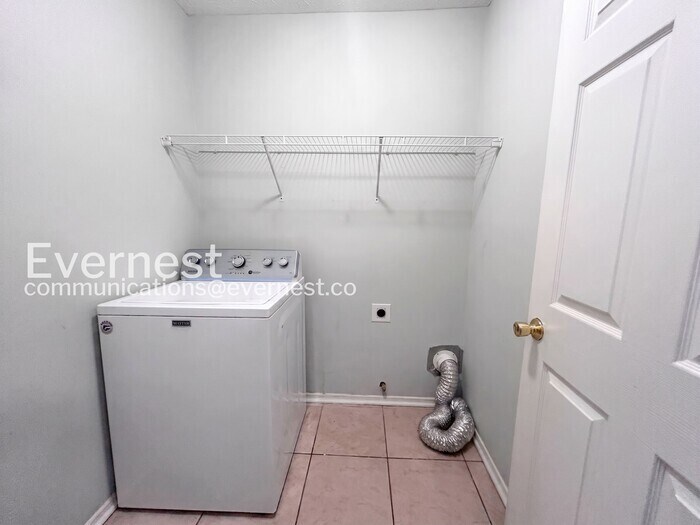 Building Photo - 3833 Conley Downs Dr