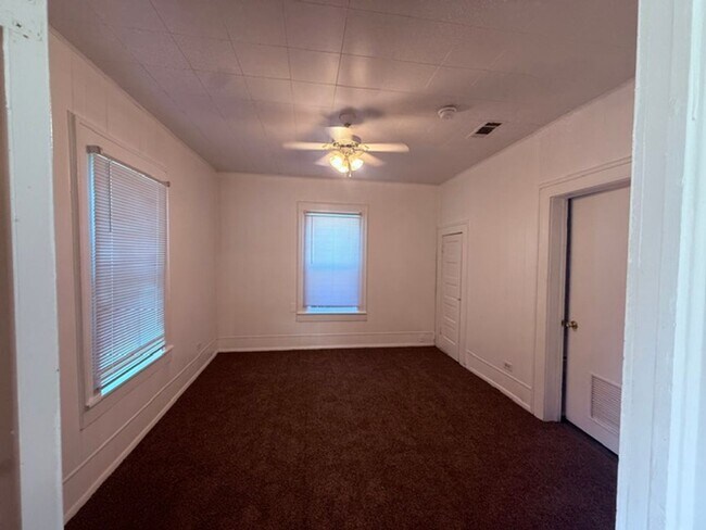 Building Photo - Affordable Three Bedroom Two Bath Home