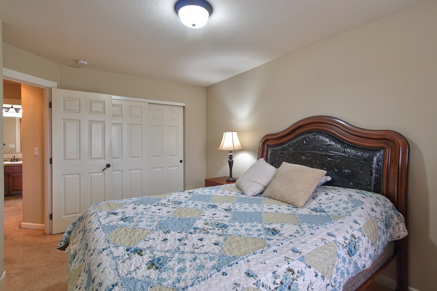 Building Photo - 17536 SW Parkway Ct