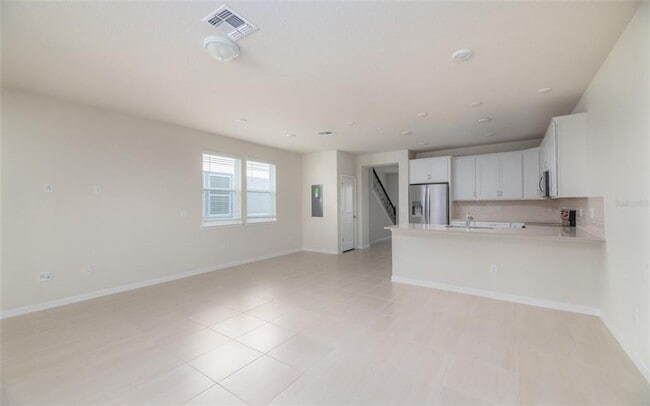 Building Photo - The perfect home waiting for you!