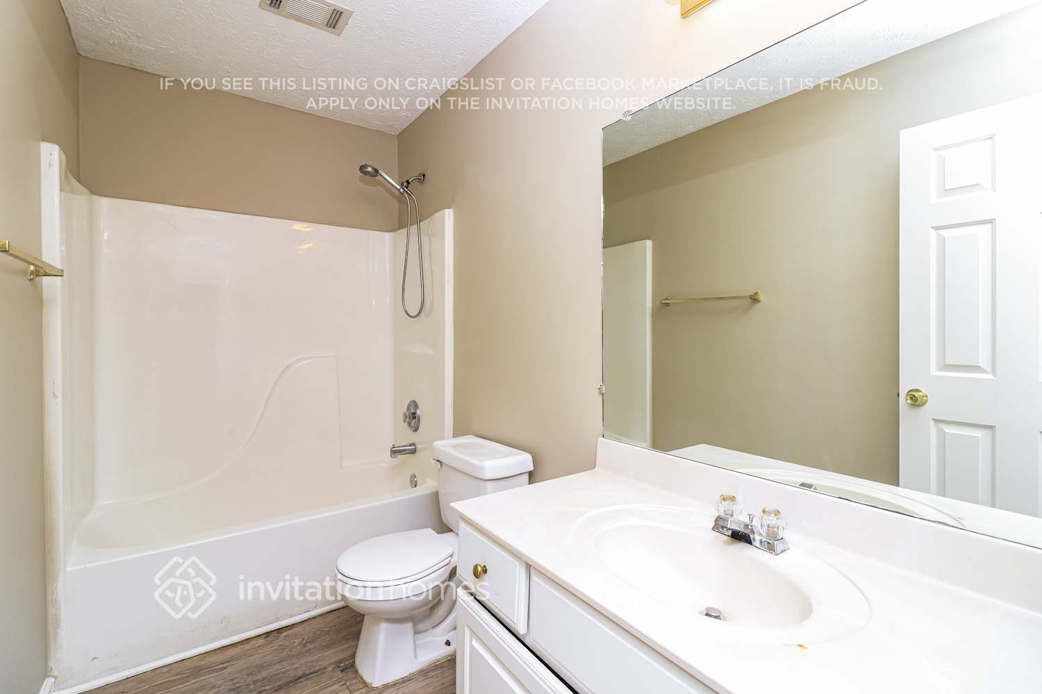 Building Photo - 174 Valleyside Dr