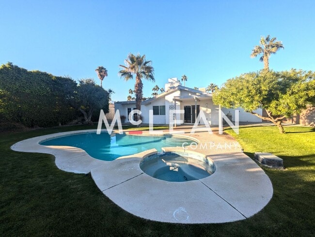 Building Photo - Spacious 3BR/2BA Home for Rent in Beautiful Palm Springs