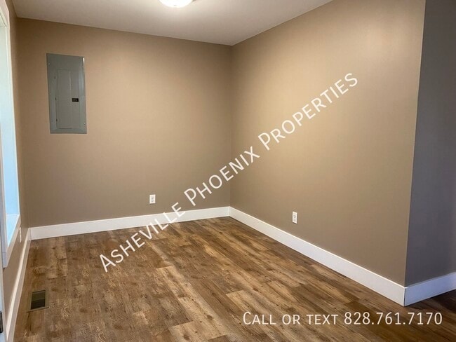 Building Photo - 5 Morgan Rdg Ln