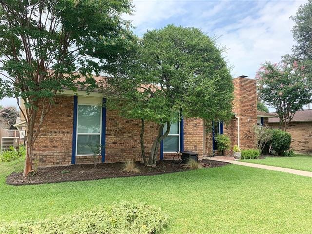 Building Photo - 1209 Crestwood Ct