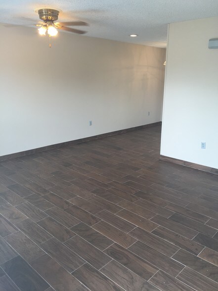 Building Photo - 3014 Dayton Ave