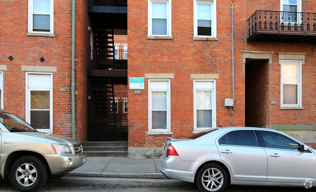 Building Photo - Pendleton III Apartments