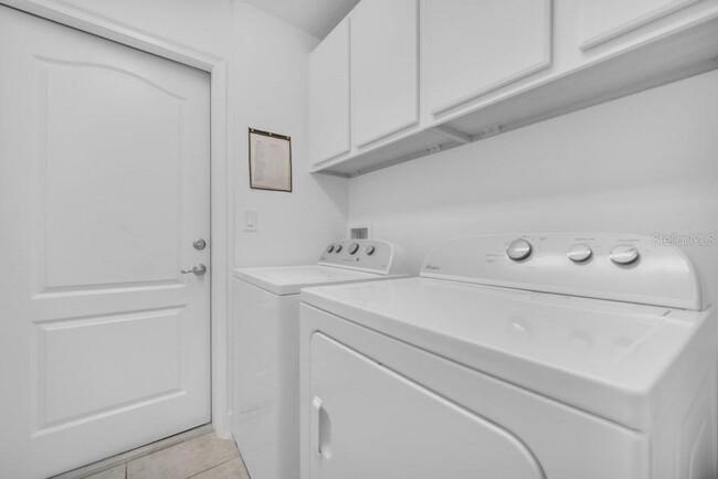 Building Photo - 2628 Tranquility Way