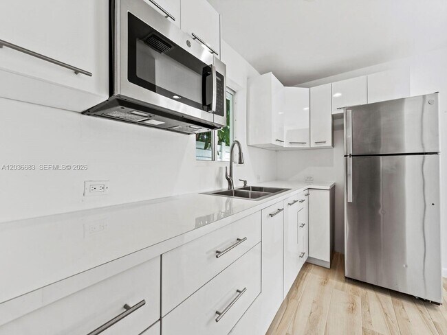 Building Photo - 19715 SW 99th Pl