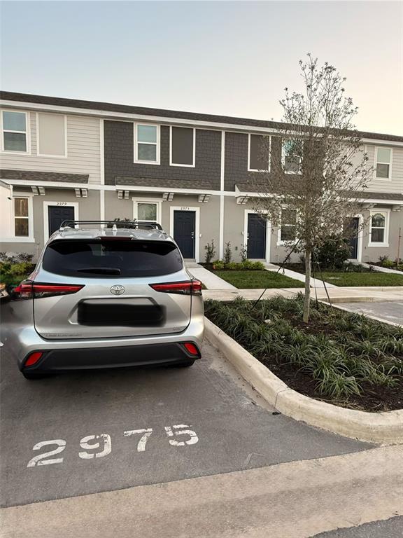 Building Photo - 2975 Skyline Lp