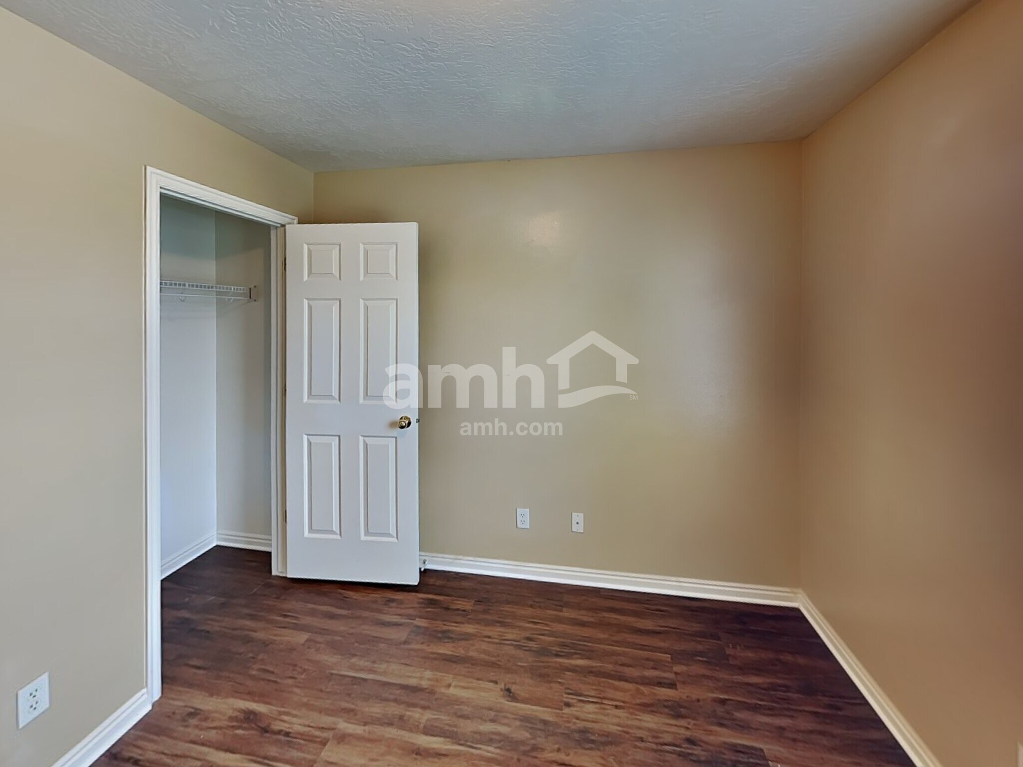 Building Photo - 252 S 540 W