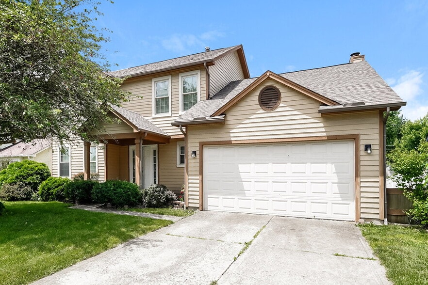 Building Photo - 1127 Crestview St