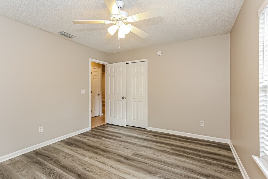 Building Photo - 1027 Preakness Ct