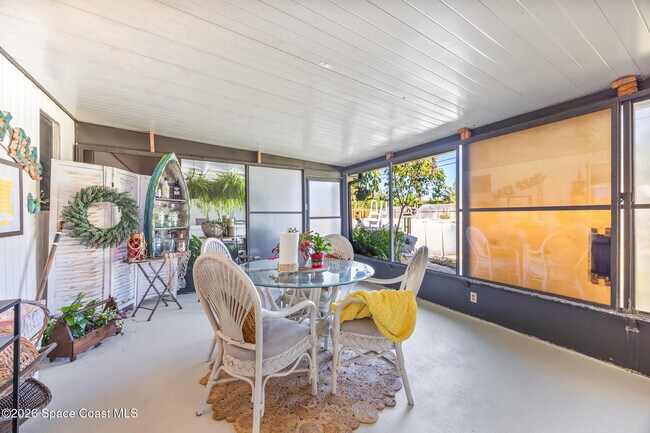 Building Photo - 229 NE 1st St