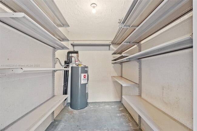 Building Photo - 16011 Emerald Cove Rd
