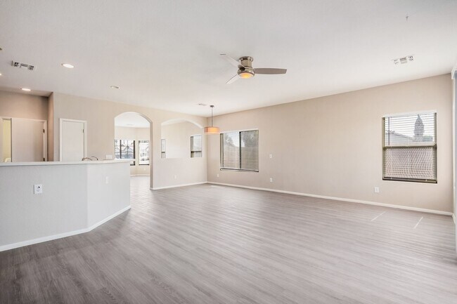 Building Photo - Newly Renovated 3-Bedroom Home in Gilbert