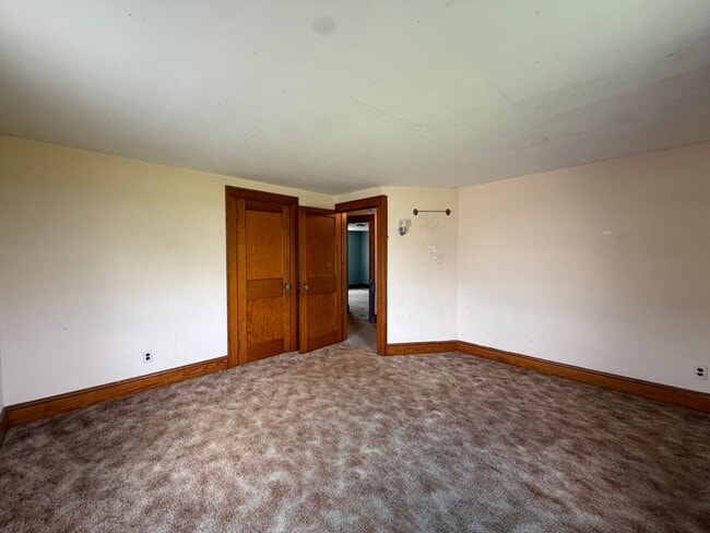 Building Photo - 7144 Susquehanna Trail S