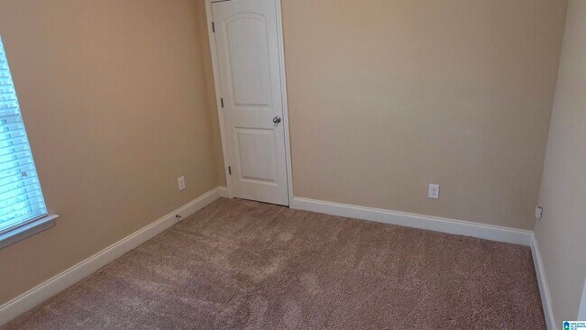 Building Photo - 241 Crisfield Cir