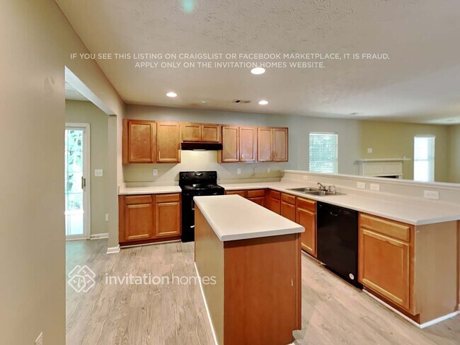 Building Photo - 4536 Parkway Cir