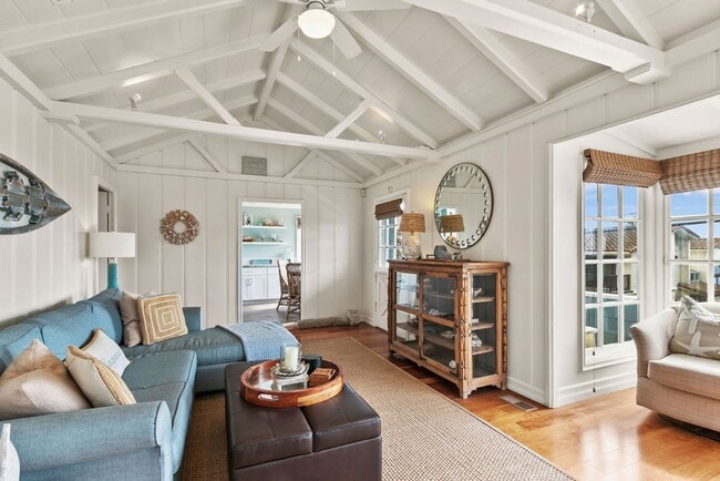 Building Photo - Virginia Way - Mohajer Unit A