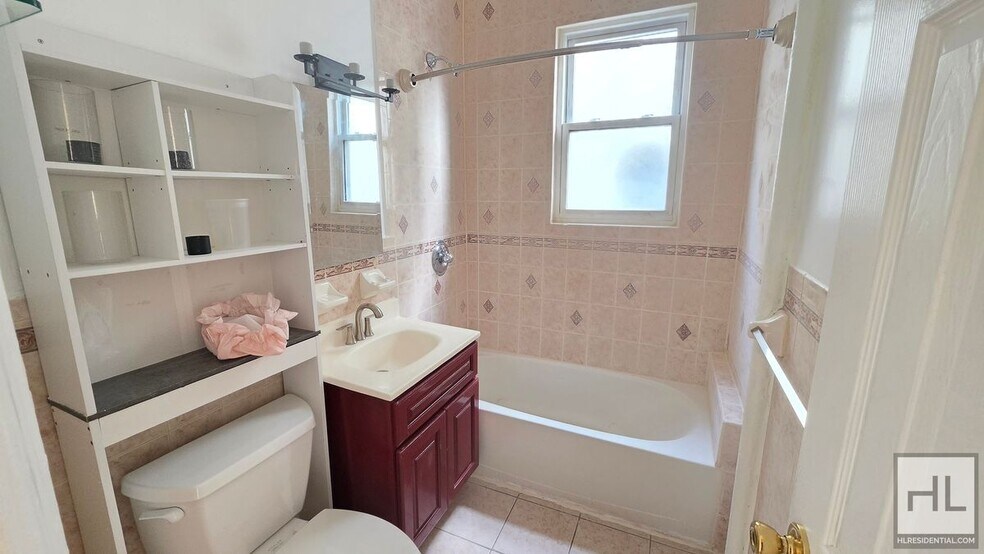 Building Photo - 28 STREET