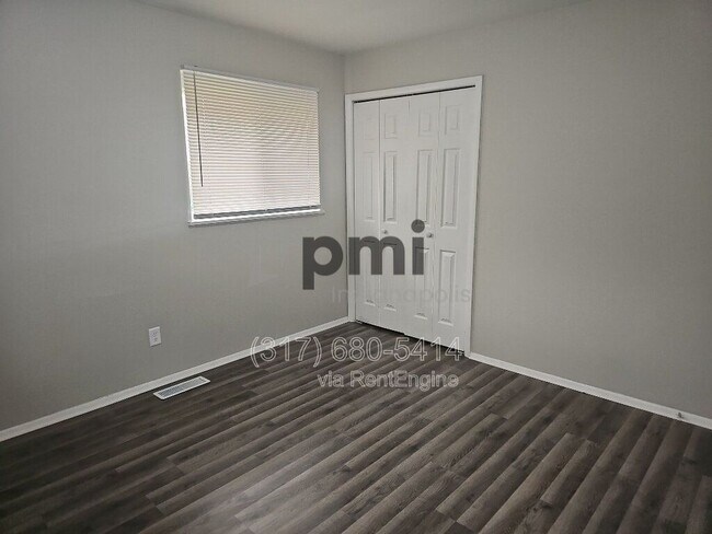 Building Photo - 4138 N Irvington Ave