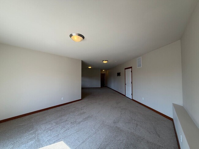 Building Photo - Military Discount - Please Inquire! ~ Whiskey Ridge View Home | 5 Bed + Bonus Living Space with O...