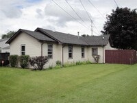 Building Photo - 3110 Saner Ave