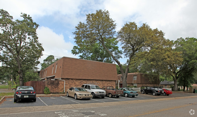 Building Photo - Tiffany Place