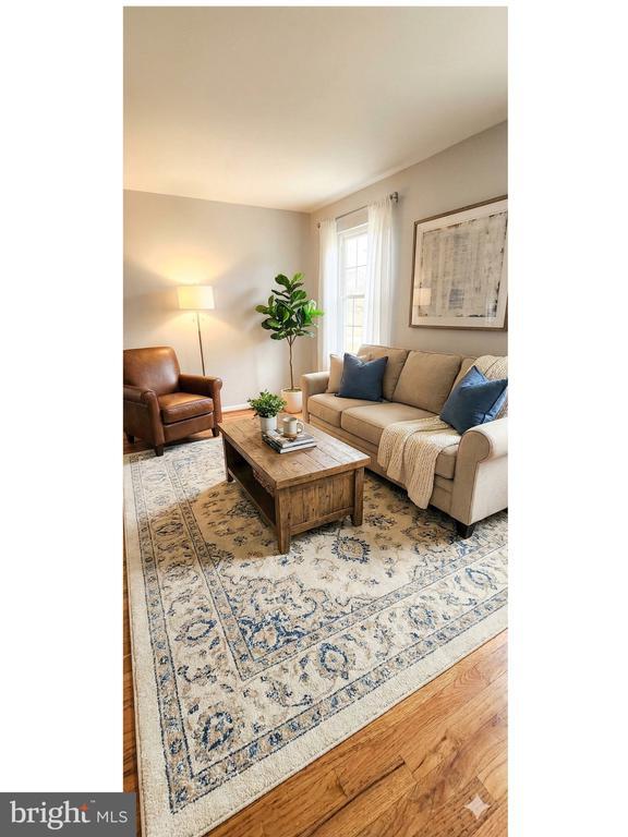 Building Photo - 5501 Jay St NE