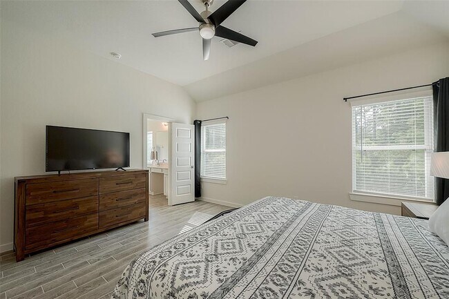 Building Photo - 15202 N Heron Heights Way