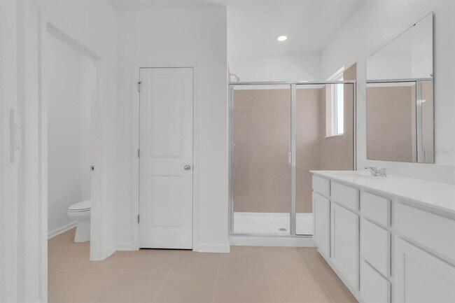 Building Photo - 2803 Maloof Dr