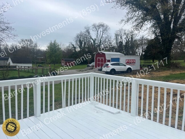 Building Photo - 2-Bed 1-Bath House + Large Storage Garage