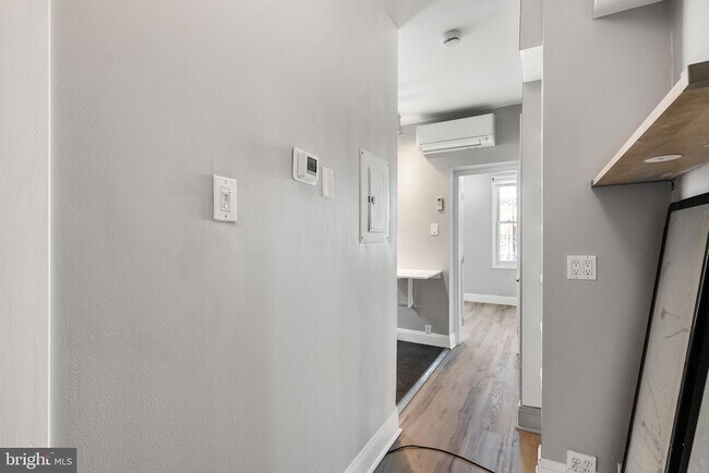 Building Photo - 1932 15th St NW