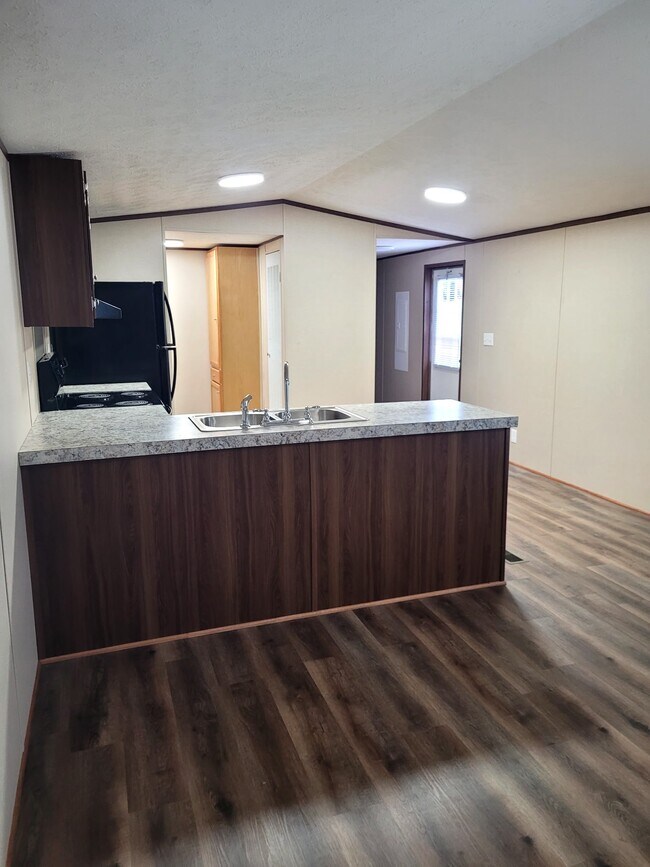 Building Photo - 1079 Hibiscus Rd