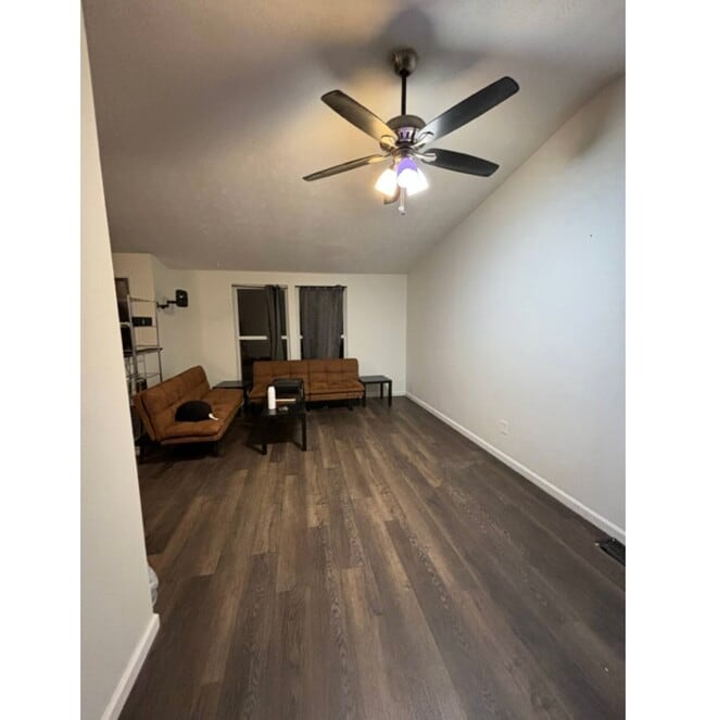 Building Photo - 3553 Triton Ct