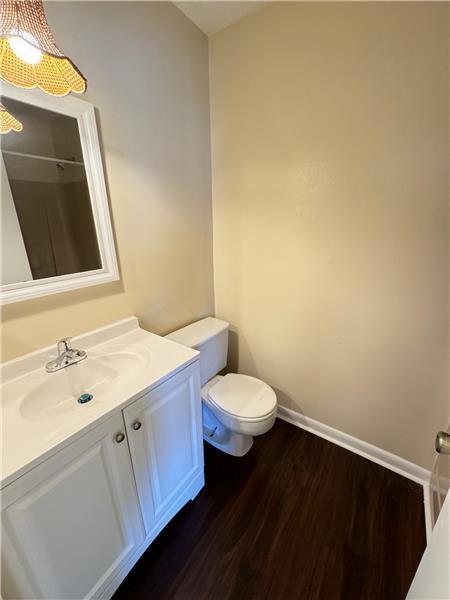 Building Photo - 79 Knollwood Cir