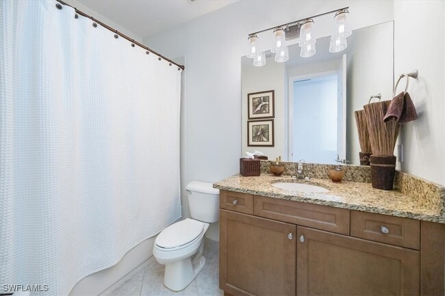 Building Photo - 13905 Luna Dr