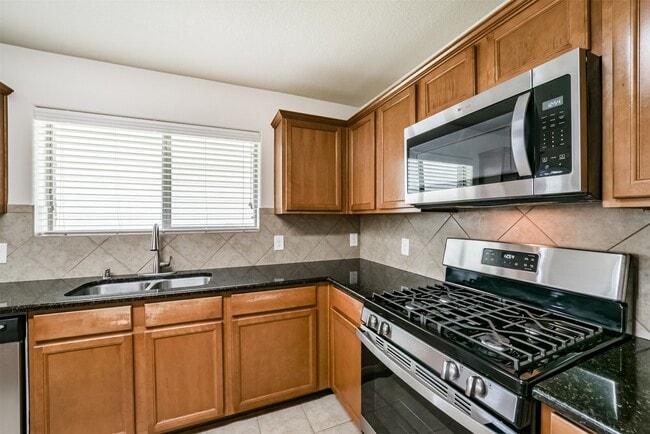 Building Photo - 21323 Slate Crossing Ln