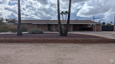 Building Photo - 3 Bedrooms and 2 Bath Rental
