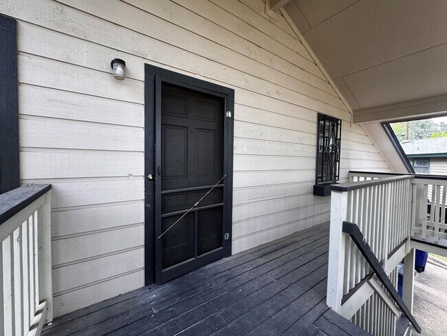 Building Photo - 3306 Doolin Dr