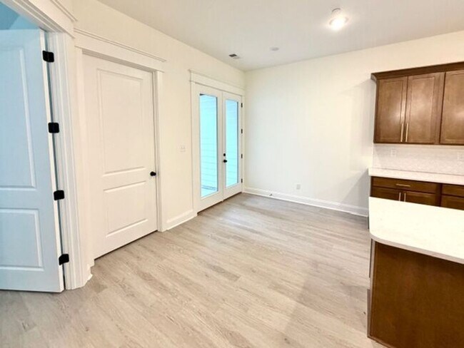 Building Photo - Now Leasing Brand New Townhomes In Olive Branch, Two Car Garage, Gated Community. Now Available.