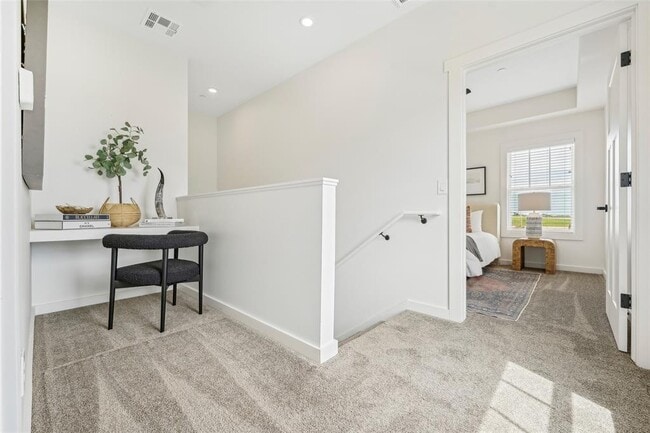 Building Photo - 6300 W Memorial Rd