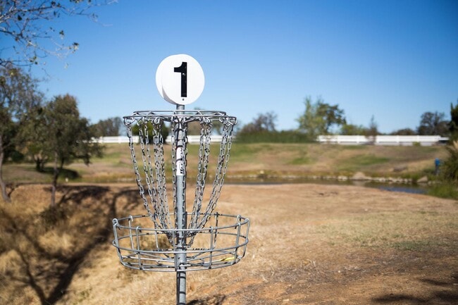 Building Photo - 3 Bedroom home in Lake California