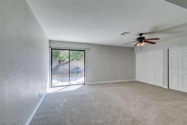 Building Photo - 3221 E Rochelle Ave