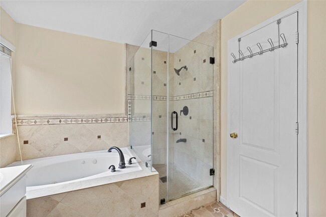 Building Photo - 11130 Camino Oaks Dr