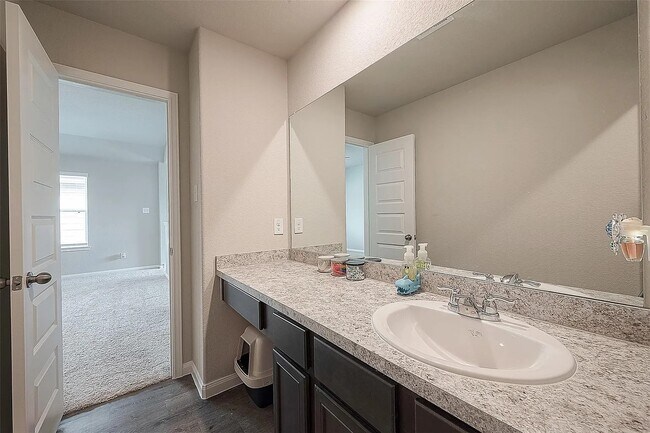 Building Photo - 1317 Mount Bassie Trl