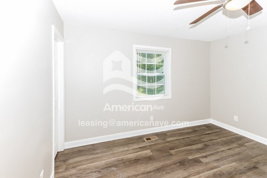 Building Photo - 200 Sunstede Rd