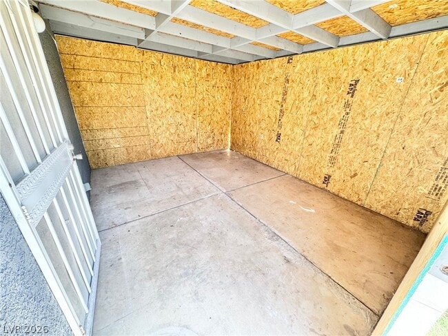 Building Photo - 6323 Silverfield Dr