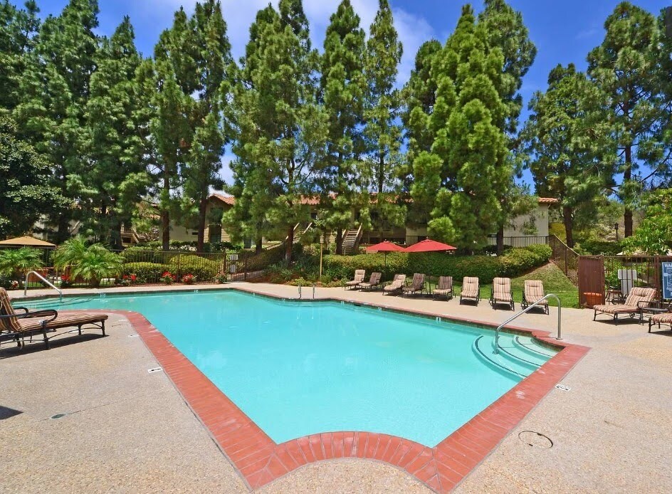 Building Photo - 12588 Carmel Creek Rd