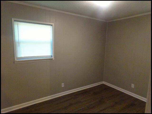 Building Photo - 7410 Valley Dr